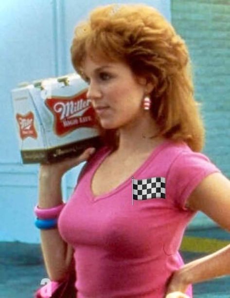 Marilu Henner, Cannonball Run, Red Heads, Other Woman, Redheads, Old School, Movie Tv, Beer, Actresses