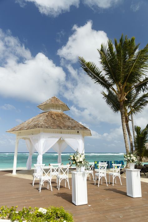 Get married beneath this elegant gazebo overlooking the ocean at Royalton Bavaro Resort and Spa in Punta Cana. Royalton Bavaro Punta Cana Wedding, Dr Wedding, Gazebo Wedding Decorations, Gazebo Decor, Wedding Gazebo, Gazebo Decorations, Punta Cana Wedding, Tropical Beach Wedding, Gazebo Wedding