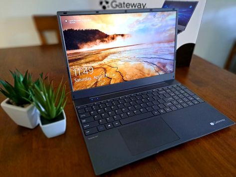 Is the $249 Gateway Ultra-Slim Laptop From Wal-Mart Worth it? Gateway Computer, Gateway Laptop, Wal Mart, Laptop Cheap, Boost Mobile, Unboxing Video, Unboxing Videos, Worth It, Graphic Card