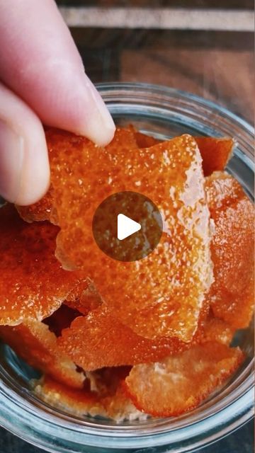 Misha on Instagram: "Candied Mandarin Orange Peel & Tangerine Syrup   @plantyou   Ingredients:  - 2 quarts of water - 5-7 tangerine skins (ripped into small pieces)  - 6 cardamom pods  - 10 cloves  - 2 cups granulated sugar  - 1 tablespoon honey   #csk #candiedorangepeel #scrappycooking #nowaste #tangerine #mandarin #clementine #syrup #orange #tisrarewegetout #sugar #snacks #sweettooth #sweettreats #savetheplanet #saveyourscraps #foodstylist #foodiesofinstagram #homemade #foodinsta" Clementine Peel Uses, Tangerine Peel Uses, Tangerine Recipes, Cardamom Pods, Candied Orange Peel, Candy Recipes Homemade, Orange Recipes, No Waste, Recipes Homemade