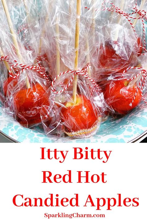 Halloween Party Recipes! Itty Bitty Red Hot Candied Apples. Oh so fun to eat little things. These are the perfect size for a candied apple. Just enough! You must try this easy recipe. #halloween #trickortreat #halloweenpartyideas #fall #apples #ittybittyapples #smallbites Red Hot Candy, Candied Apples Slices, Mini Candy Apples, Apple Bites Recipe, Apples Recipes, Halloween Candy Apples, Red Hots Candy, Candied Apples, Candy Apple Recipe