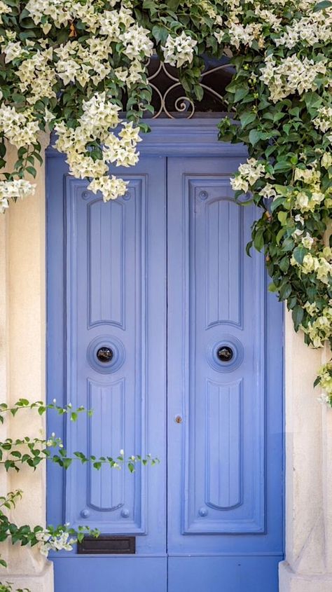 Gorgeous Doors, Door Inspiration, Cool Doors, Blue Door, Old Doors, Unique Doors, Door Color, Beautiful Doors, Entrance Doors