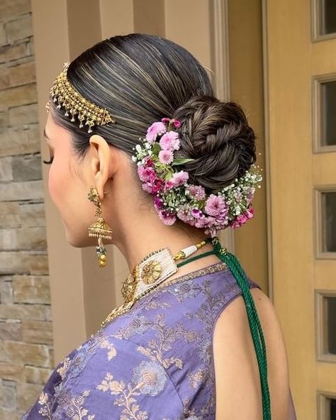 All Posts • Instagram Flowers For Bun Hairstyle, Hairstyle Bun Wedding Indian, Bride Mother Hairstyle Indian, Bridal Bun Hairstyles Indian Flower, Bridal Buns Indian, Hair Assecery, Wedding Bun Hairstyles Indian, Navaratri Hairstyle, Flower Hairstyles Indian