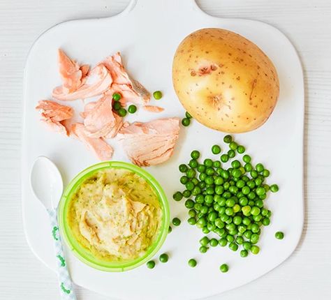 Potato Purée, Salmon And Sweet Potato, Recipe Salmon, Easy Baby Food Recipes, Healthy Baby Food, Colors 2023, Baby First Foods, Weaning Recipes, Baby Puree Recipes