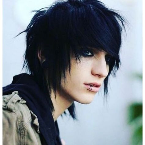 101 Best Emo Hairstyles For Guys Sexy in 2022 (with Images) Short Emo Haircuts, Gaya Rambut Emo, Cool Hairstyles For Boys, Short Emo Hair, Emo Hairstyles For Guys, Emo Boy Hair, Fantastic Hairstyles, Emo Haircuts, Emo Hairstyle