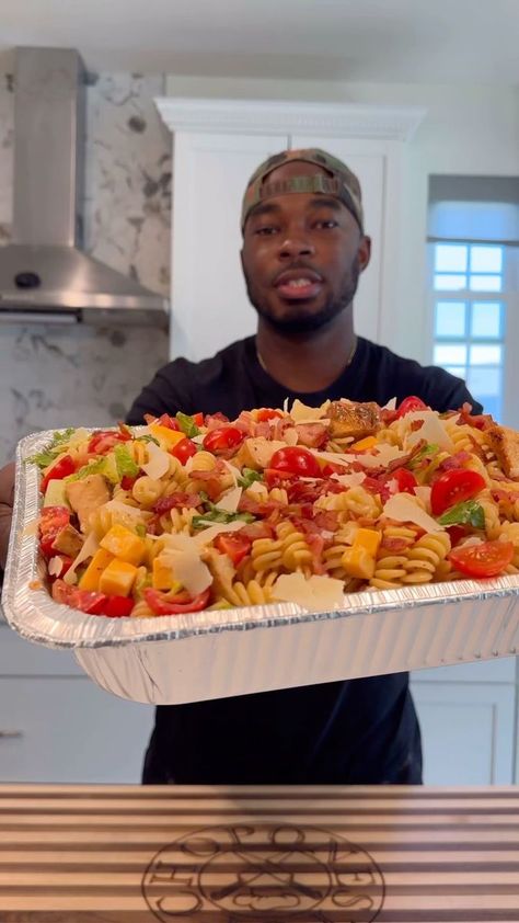 Chicken Bacon Ranch Pasta Salad. Promise this@one cookout approved! . . . . #pastasalad #chicken #onestopchop | Daven Gates aka OneStopChop | onestopchop_ · Original audio Chicken Bacon Ranch Salad, Bacon Ranch Salad, Daven Gates, Chicken Bacon Ranch Pasta Salad, Salmon Pasta Recipes, Bacon Ranch Pasta, Bacon Ranch Pasta Salad, Supper Tonight, Preppy Luxury