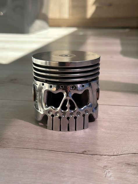 Piston Skull, Piston Art, Crazy Face, Art Objects, Lithuania, Art Object, Ships, Art