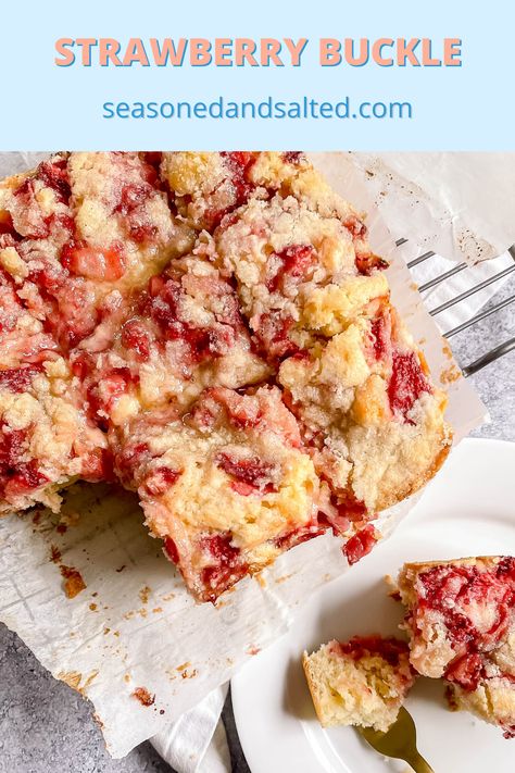 This Strawberry Buckle is a fantastic dessert to bring to a Sunday brunch or summer party. Fresh strawberries and lemon make this subtly-sweet dish shine. Strawberry Buckle Recipe, Strawberry Buckle, Fantastic Dessert, Salted Recipes, Fruit Cobbler, Sweet Dish, Decadent Chocolate Cake, Strawberry Slice, Sweet Fruit