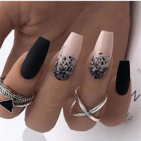 Pink black nails 💅 Yes or No? 😘 Follow @nail_yourself corsi ricostruzione unghie ed extension ciglia individuali #naileditbyus… #blacknails Gold Acrylic Nails, Luminous Nails, White Acrylic Nails, Holiday Nail Art, White Nail Designs, Black Nail Designs, Acrylic Coffin, Ideas Nails, Cat Kuku