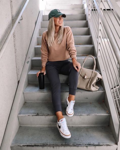 Kim Blank | Live Love Blank on Instagram: “Can’t believe my babies are done with school tomorrow...this year just flew by but I’m excited to have them home☀️🌴! If you have kiddos in…” Court Legacy Outfit, Nike Court Legacy Outfit, Sports Mom Outfit, Court Outfit, Outfits Sport, Mom Outfits Fall, Nike Court Legacy, Sports Outfit, Casual Weekend Outfit