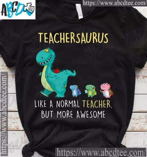 Preschool Teacher Shirts, Appreciation Gifts Diy, Teacher Appreciation Gifts Diy, Teacher Craft, Teachers Diy, Teacher Outfit, Teacher Style, Teacher Tees, Great Gift Ideas