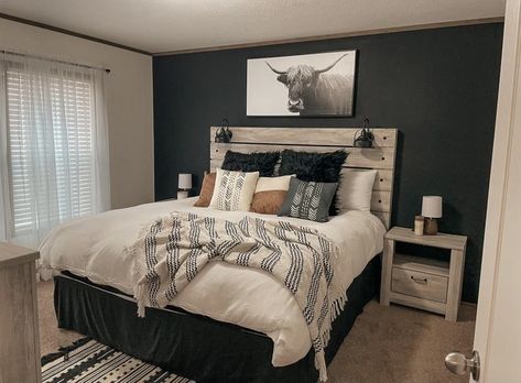 Grey Lash Room, Room Inspo For Teens, Room Inspo Western, Room Western, Farmhouse Bedroom Design, Western Room, Western Bedrooms, Country Bedroom Decor, Western Bedroom Decor