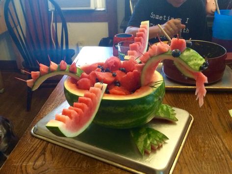 dragon party ideas for adults - Yahoo Image Search Results Dragon Watermelon, Dragons Love Tacos Party, Dragon Themed Birthday Party, Lilly Party, Baby Shower Watermelon, Knight Birthday Party, Dragon Baby Shower, Viking Party, Dragons Love Tacos