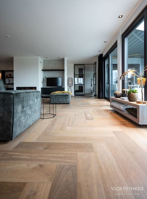 Wood Floor Design, Hairstyles Styles, Modern Flooring, Home Design Living Room, Living Room Flooring, Industrial House, Wood Flooring, House Flooring, Floor Design