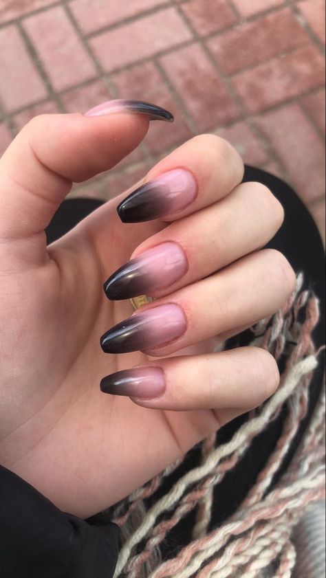 Black French Tip Ombre Nails, Ombre Nails Pink And Black, Black Faded French Nails, Faded Black Tip Nails, Halloween Nails Ombre Black, Black And Tan Ombre Nails, Black French Fade Nails, Black And Transparent Nails, Ombre Black French Tip Nails