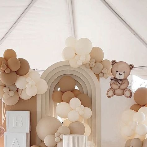 Beige Birthday Decorations, Brown Party Theme, Baby Bear Birthday Party, Teddy Bear Theme, Baby Shower Deco, 21st Birthday Decorations, Bear Birthday Party, Bear Theme, Bear Party