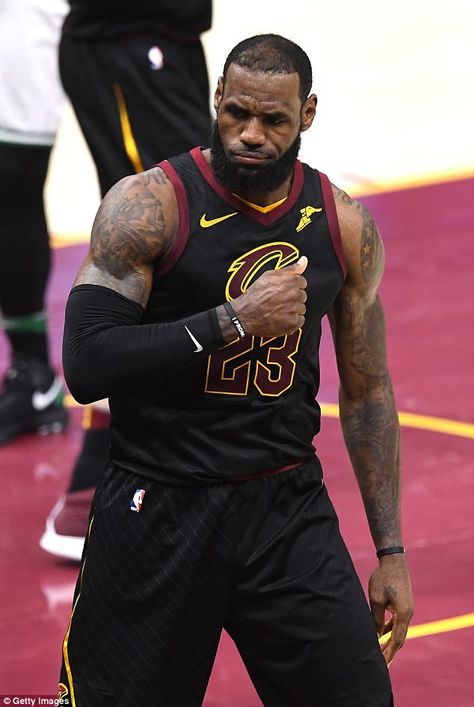 Lebron Cleveland, Lebron James 2018, Lebron Cavs, Lebron James Cavs, Cavs Lebron, Fitness Design Gym, Nba Pics, Lebron James Cavaliers, Lebron James Cleveland Cavaliers