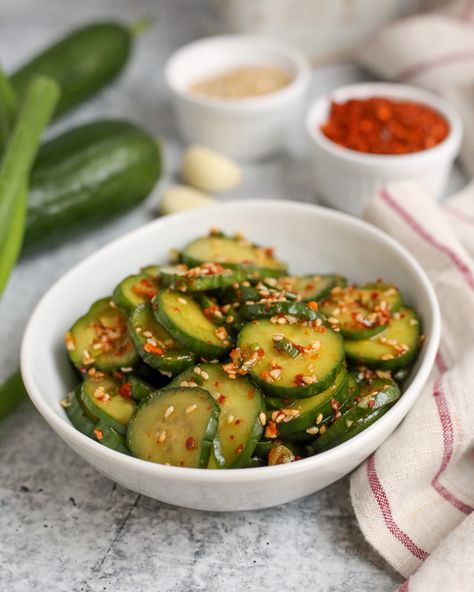 Korean Cucumber Salad Recipe (Viral TikTok Recipe!) Muchim Recipe, Korean Side Dish Recipes, Spicy Korean Cucumber, Oi Muchim, Cucumber Side, Korean Cucumber Salad, Korean Cucumber, Spicy Cucumber, Grilled Asparagus Recipes