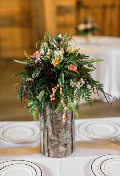 Rustic centerpieces Live Centerpieces, Wood Vase Centerpiece, Log Candle Centerpiece, Wood Centerpieces Wedding, Woodland Wedding Centerpieces, Burnt Terracotta, Eucalyptus Forest, Log Centerpieces, Calla Lily Bridal Bouquet