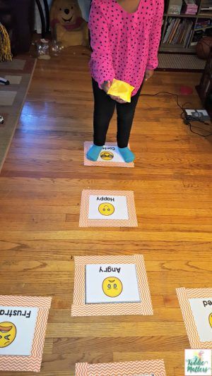 Feelings Identification, Emotions Preschool Activities, Feelings Preschool, Regulation Activities, Emotions Game, Aktiviti Tadika, Feelings Games, Teaching Emotions, Emotions Preschool