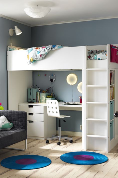 Put your home in back-to-school mode! The IKEA STUVA loft bed with desk and storage is the perfect kids' bedroom set-up: a desk for homework, plenty of storage and a cool loft bed! Bunk Bed Desk, Stuva Loft Bed, Ikea Baby Room, Loft Bed Ideas For Small Rooms, Loft Bed Desk, Adult Loft Bed, Ikea Loft Bed, Ikea Baby, White Loft Bed