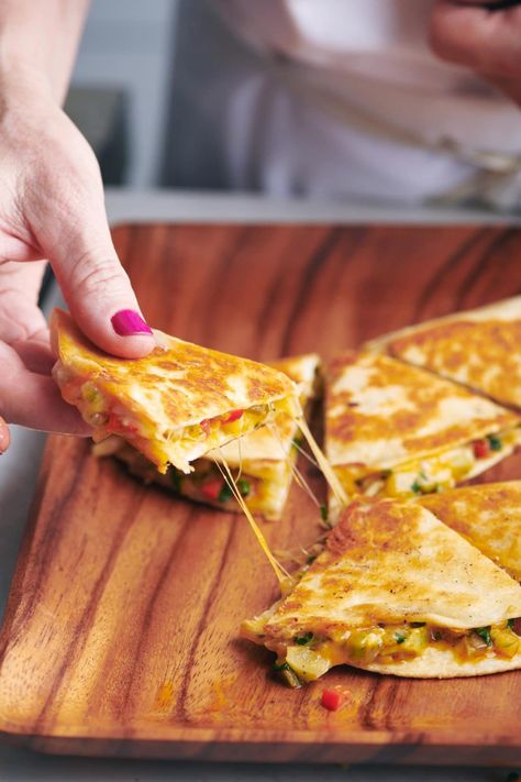 Vegetable Quesadillas Recipe [Vegetarian] — The Mom 100 Veg Quesadilla, Quesadilla Vegetarian, Vegetable Quesadillas, Quesadilla Fillings, Vegetarian Quesadillas, Leftover Vegetables, How To Make Quesadillas, Vegetarian Quesadilla, Salad Dinner