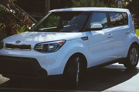 Kia Soul full body photo Kia Soul 2016, Carros Kia, Never Give You Up, Full Body Photo, Kia Soul, My Dream Car, Dream Car, Body Kit, Full Body