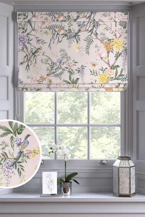 Curtains And Blinds Together, Pink Roman Blinds, Roman Blinds Bedroom, Printed Blinds, Grey Blinds, Light Pink Background, Neutral Room, Yellow Room, Wardrobe Furniture