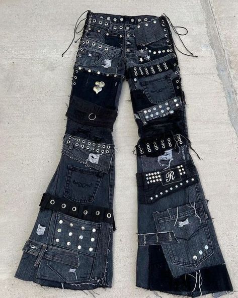 Alt Style Outfit, Short Sleeve Denim Dress, Punk 90s, Diy Pants, Buckle Pants, Rock N Roll Style, Alt Style, Recycle Jeans, Wardrobe Outfits