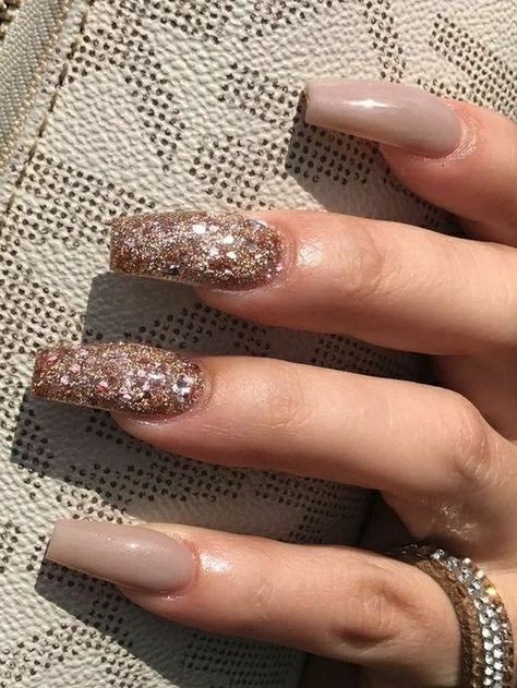 Square Nails. Glitter Nails. Gel Nails. Acrylic Nails. Fall Nails. Bling Nail Art, Fitness Board, Trending Nails, Smink Inspiration, Fall Acrylic Nails, Shiny Nails, Nails Polish, Summer Acrylic Nails, Acrylic Nail Art