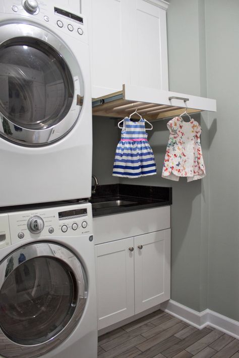 Mudroom Laundry Combo, Laundry Room Stackable, Washer Dryer Laundry Room, Transitional Laundry Room, Functional Mudroom, Stacked Laundry Room, Laundry Room Storage Shelves, Laundry Room Ideas Small Space, Mudroom Laundry