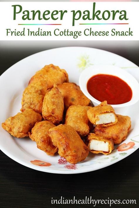 paneer pakora is a snack made with cottage cheese, spices & flour. These are eaten as a tea time snack with chutney or sauce. #paneer #pakora #paneerpakora #snack #indianfood Paneer Pakoda, Dieting Recipes, Indian Paneer Recipes, Paneer Pakora, Indian Fast Food, Healthy Dieting, Indian Cheese, Pakora Recipe, Paneer Dishes