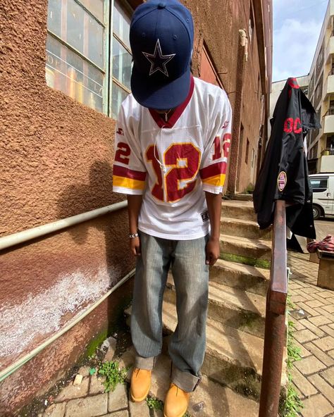 Nfl Jersey 🪖🪖🪖... Nfl Jersey Outfit, Street Clothes, Nfl Jersey, Street Fashion Men Streetwear, Men Streetwear, Jersey Outfit, Street Outfit, Fit Inspo, Mens Streetwear