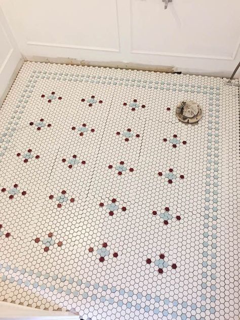 penny tile patterns with just a dab of color Penny Tile Bathroom Floor, Penny Tiles Bathroom, Penny Tile Floors, Hex Tile, Penny Tile, Patterned Floor Tiles, Tile Inspiration, Vintage Tile, Girls Bathroom