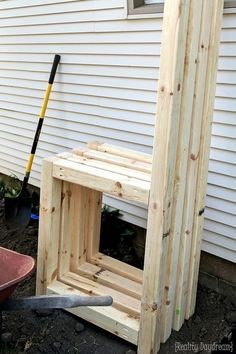 Garbage Can Enclosure, Potting Benches Diy, Potting Bench Ideas, Diy Potting Bench, Potting Bench Plans, Outdoor Potting Bench, Diy Furniture Chair, Large Backyard Landscaping, Homesteading Ideas