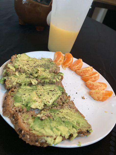 Healthy Eating Breakfast, Mango Smoothie, Eating Healthy, Chia Seeds, Avocado Toast, Healthy Breakfast, Chia, Smoothie, Ginger