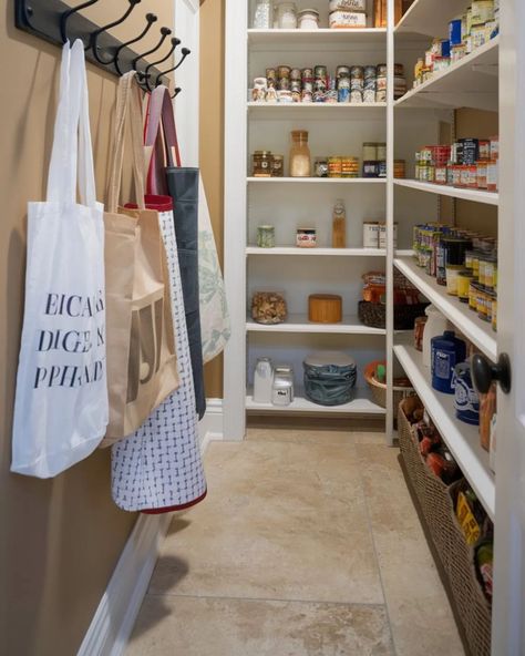 Walk-In Pantry Ideas That Maximize space and style Storage Space pantry design walk in small walk in pantry small walk in pantry layout walk in pantry ideas Looking to optimize your walk-in pantry for more storage? Discover 25 creative ideas, from open shelving to lazy susans, that make the most of your space while adding style and organization. Walk In Pantry Layout, Small Walk In Pantry Layout, Small Walk In Pantry, Walk In Pantry Ideas, Pantry Layout, Lazy Susans, Pantry Ideas, Pantry Design, Maximize Space