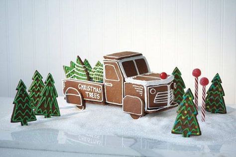 Gingerbread truck with cookie trees :) Best Gingerbread House Ideas, Gingerbread Truck, Best Gingerbread House, Gingerbread House Ideas, Vintage Gingerbread, Gingerbread House Patterns, Cool Gingerbread Houses, Christmas Party Planning, Mistletoe And Wine