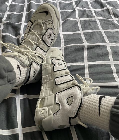 Uptempo Shoes, Nike Uptempo, Nike Air Uptempo, Air Nike, Trendy Shoes Sneakers, White Nike Shoes, Pretty Shoes Sneakers, Shoe Wishlist, Shoes Outfit Fashion