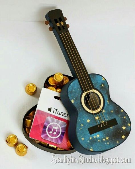 Paper Guitar, Filipino Celebrities, Diy Cardboard Toys, Guitar Gifts, Classroom Art Projects, Instruções Origami, Diy Watercolor Painting, Explosion Box, 3d Paper Crafts