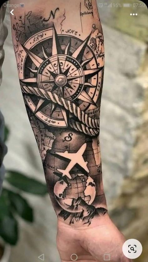 Tattoos Arm Mann, Tattoo Bicep, Compass And Map Tattoo, Nautical Tattoo Sleeve, Tato Maori, Compass Tattoo Design, Cool Arm Tattoos, Cool Forearm Tattoos, Half Sleeve Tattoos For Guys