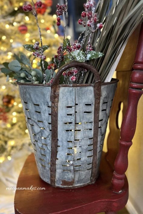 How to Decorate an Olive Bucket for Christmas - What Meegan Makes Galvanized Bucket Decor Ideas, Olive Bucket Decor, Bucket Decor Ideas, Galvanized Bucket Decor, Metal Wash Tub, Bucket Decor, Olive Bucket, Vintage Shutters, Metal Pail