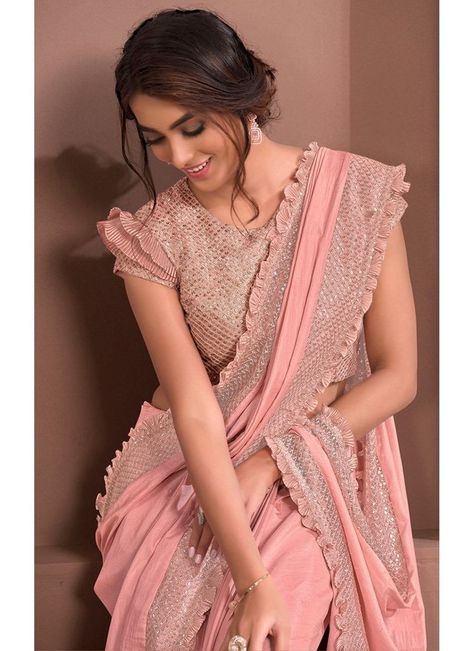 Chiffon Blouses Designs, Georgette Silk Saree, Border Art, Lace Blouse Design, Latest Bridal Blouse Designs, Net Blouse, New Saree Blouse Designs, Latest Model Blouse Designs, Traditional Blouse Designs