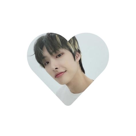 ateez song mingi heart pfp icon Ateez Carrd Png, Mingi Ateez Heart, Ateez Heart Icon, Heart Pfp Icon, Ateez Heart, White Phone Theme, Heart Icons Kpop, Heart Pfp, Ateez Song Mingi