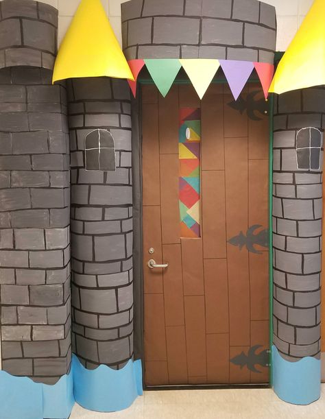 Door ideas Fairy Tale Door Decorations, Disney Castle Door Decorations Classroom, Castle Display Board, Fairy Tale Door Decorations Classroom, Castle Classroom Decorations, Castle Door Decorations Classroom, Castle Classroom Door Decorating Ideas, Fairytale Classroom, Castle Theme Classroom