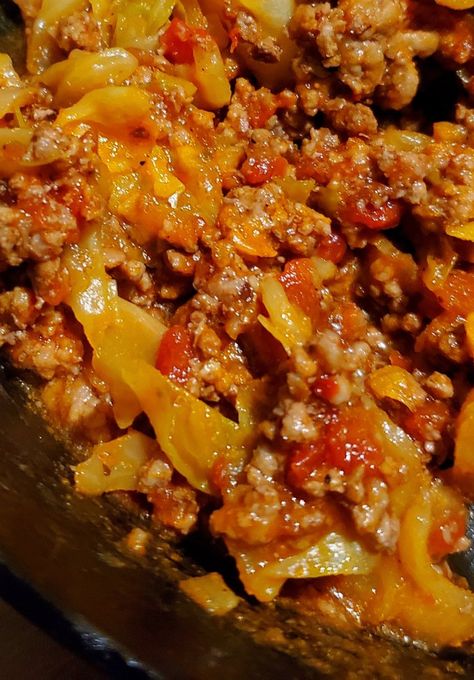 Skillet Stuffed Cabbage, Hamburger Cabbage Skillet, Cabbage Skillet Ground Beef, Cabbage Tomato Ground Beef, Fried Cabbage Recipes Ground Beef, Cabbage Recipe With Ground Beef, Goulash With Cabbage, Ground Beef And Cabbage Skillet, Cabbage And Ground Beef Recipes Low Carb