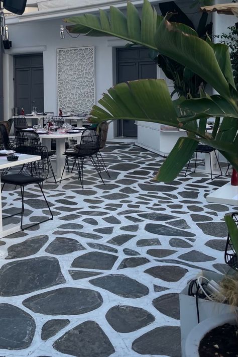 Mykonos Aesthetic, Dinner Place, Terrace Garden Ideas, Yard Landscaping Simple, Concrete Patio Designs, Walkway Landscaping, Landscaping Design Ideas, Farmhouse Patio, Star Shoe