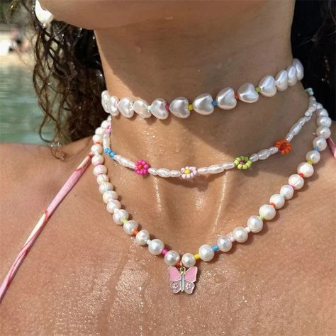 Cincin Diy, Pearl Necklace Classic, Ashley Moore, Diy Braided Bracelet, Rainbow Choker, 90s Jewelry, Genuine Pearl Necklace, Mystical Jewelry, Heart Choker