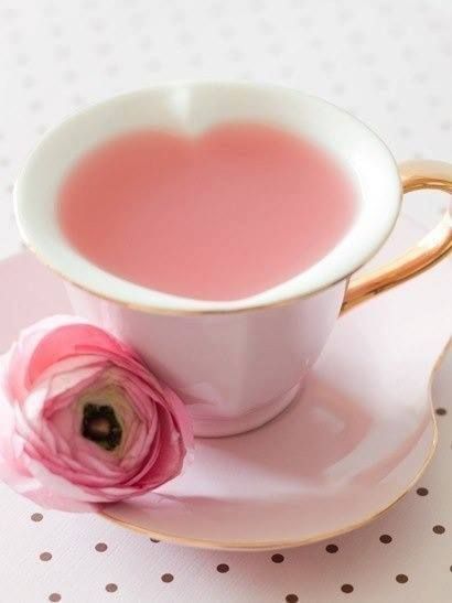 Pink tea! Pastel Cupcakes, Tout Rose, Pink Tea, Pink Lady, Tickled Pink, Everything Pink, Naan, Pink Love, High Tea