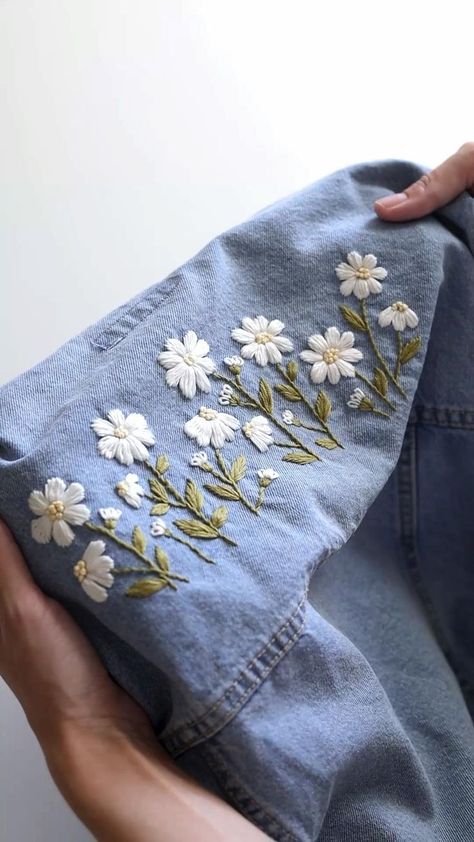 Pin on e m b r o i d e r y Short Hair Ideas Haircuts, Hair Ideas Haircuts, Embroidery Jeans Diy, Back Embroidery, Clothes Embroidery Diy, Denim Embroidery, Pola Bordir, Diy Embroidery Designs, Short Hair Ideas